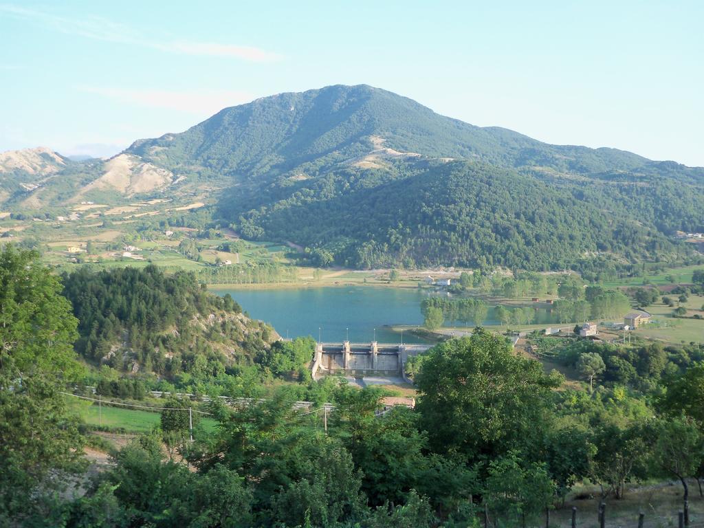 Azienda Agrituristica La Casetta Del Pollino 모르마노 외부 사진